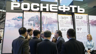 "Роснефт" продава част от основното си петролно находище на Китай