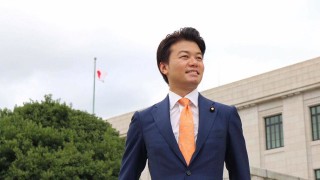 Как този японски адвокат стана милиардер чрез услуга за електронни подписи