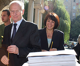 Беронов: Няма да раздавам ордени, както Първанов