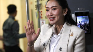 Конституционният съд на Тайланд отстрани премиера Паетонгтарн Шинаватра от длъжност