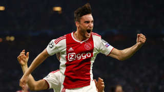 Защитникът на Аякс Николас Таляфико подписа договор с Олимпик