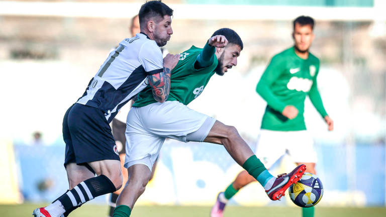 Берое атакува португалския пазар