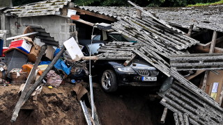 Наводненията в Западна Европа: Жертвите вече са над 120, стотици са в неизвестност