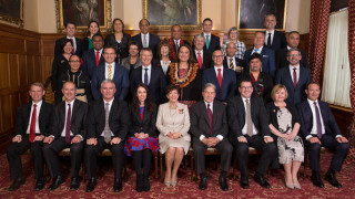 Джасинда Ардърн положи клетва като премиер на Нова Зеландия съобщава