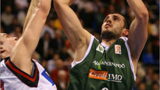 Тимът на Виденов с драматична победа над шампиона в Испания