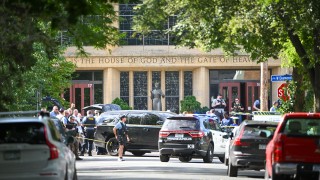 ФБР разследва стрелбата в Минеаполис като вътрешен тероризъм