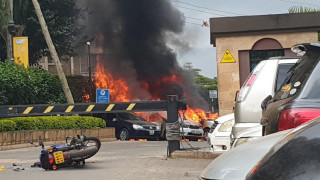 Най-малко трима са загинали, има и заложници в нападението в Найроби