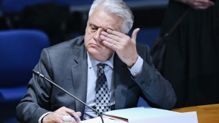 В края на мандата си министърът на вътрешните работи в