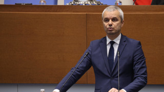 Само седмица след клетвата на новото правителство на Росен Желязков