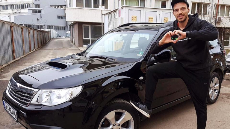 Даниел Петканов обича колата си повече от жена