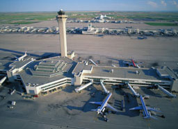 Самолет излезе от пистата в Денвър, 38 пасажери бяха ранени