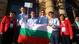 Олимпийският отбор по химия на България отново се представи страхотно