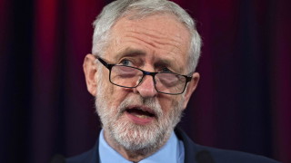 Лидерът на британската опозиция Джереми Корбин заяви че няма да