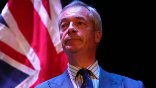 Дясната партия Reform UK водена от Найджъл Фараж е вече