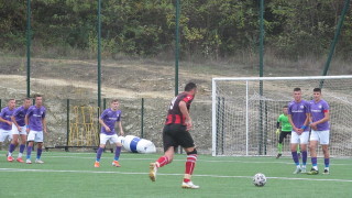 В пореден мач дублиращият отбор на Етър отстъпи с 1 3