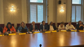 Продължаваме промяната предлагат промени в Закона за предучилищното и училищното