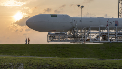 SpaceX изстреля Falcon 9 с 52 микросателита Starlink