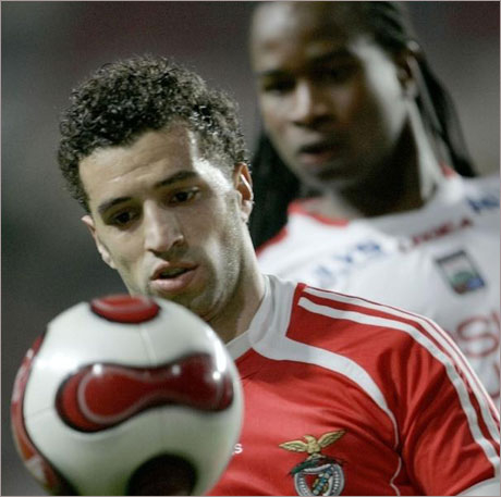 Бенфика спечели срещу Лейрия