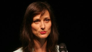 Европейската комисия докладва за постигнатия напредък в борбата с дезинформацията