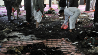 142 загинаха при атентати в две джамии в Йемен