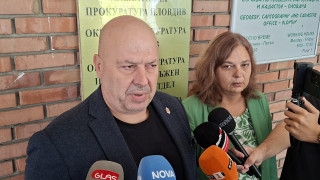Повдигнаха обвинение на 14-годишния син на убитата жена в Пловдив