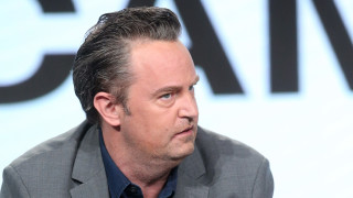 От доста години се говори че Матю Пери има какви