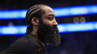 Джеймс Хардън ще остане в Лос Анджелис Клипърс информира агенция