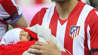 Агуеро: Синът ми за пръв път бе на стадиона и ми донесе късмет