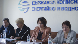 Няма кой да продава ток на свободния пазар, според шефа на ДКЕВР