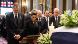 Фелипе, Летисия, принцеса Ан, кралица Маргрете и кой присъства на погребението на крал Константинос Втори в Атина