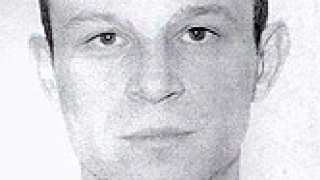 Издирват 25-годишен за поредица въоръжени грабежи