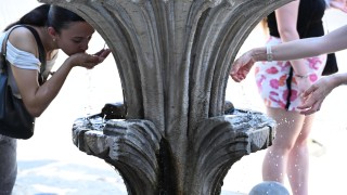 Днес отново ще бъде слънчево и горещо НИМХ издаде жълт