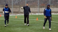 Български вратар бе отличен за изявите си в Исландия