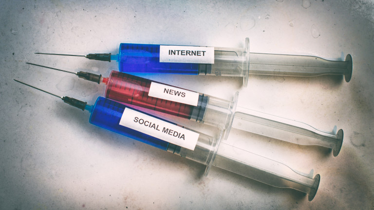 Пристрастяването към социалните мрежи е истинска болест