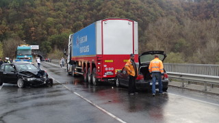 Към 12 35 часа днес на пътя Русе Бяла е възникнал тежък