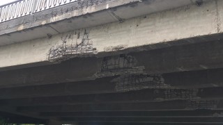 Пропадащ мост откъсна няколко села от най близкия град Полски Тръмбеш