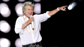 Рок легендата Род Стюарт очевидно не си е губил времето