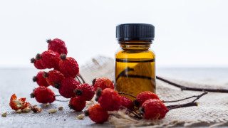 4 доказани плюса от шипковото масло