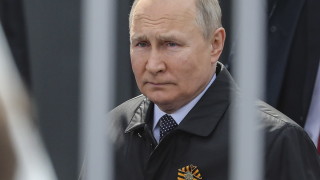 Президентът на Русия Владимир Путин няма да присъства на погребението