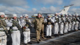  Украйна натрупа военна мощност на границата с Русия 