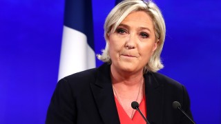 Лидерът на крайната десница във Франция Марин льо Пен обяви