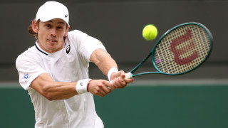 Алекс де Минор се класира за четвъртфиналите на US Open