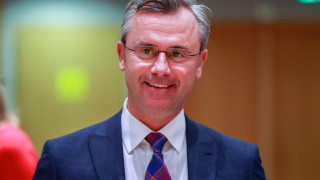 След грандиозния корупционен скандал който свали крайнодесния австрийски лидер Хайнц Кристиан