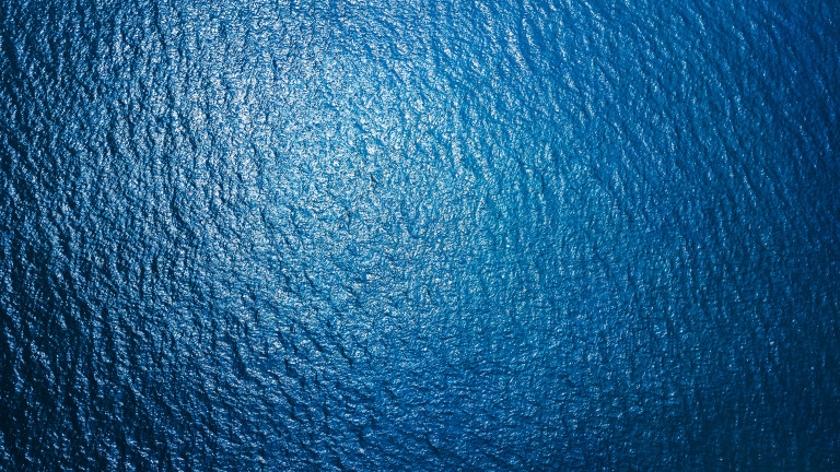 Увеличаването на температурите на планетата ще направи океаните по-сини и