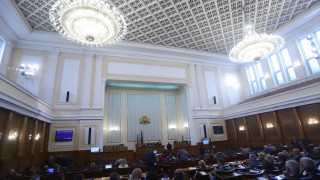Депутатите гледат промените в НК предложени от ГЕРБ С него