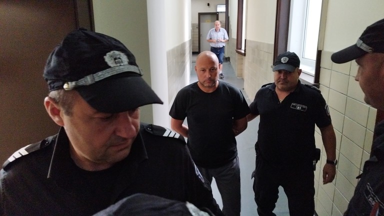 Съдът остави в ареста сръбския шофьор, обвинен за на АМТракия,