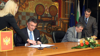 България и Черна гора подписват за посолства