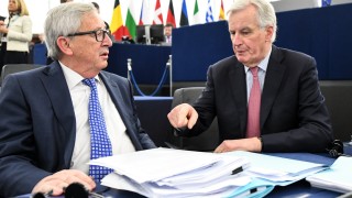 Юнкер поиска речите за Брекзит да бъдат превърнати в договори
