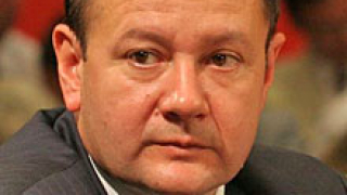 Миков: Класифицирана информация изтича от НС