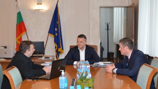Искаме с европари да строим кораб за търсене и спасяване